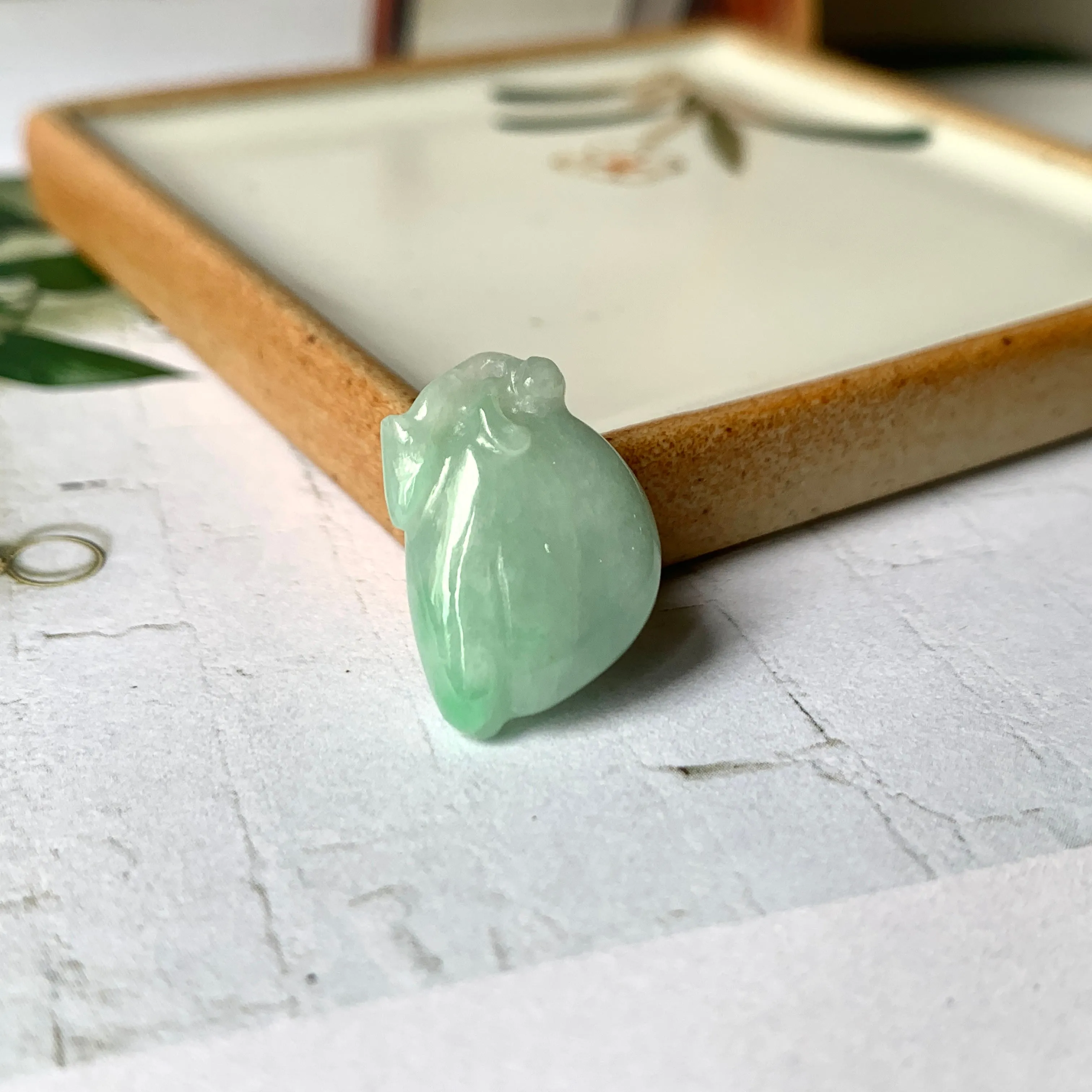 A-Grade Moss On Snow Jadeite Peach Pendant No.172275