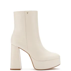 Dolly Boot In Ivory Leather