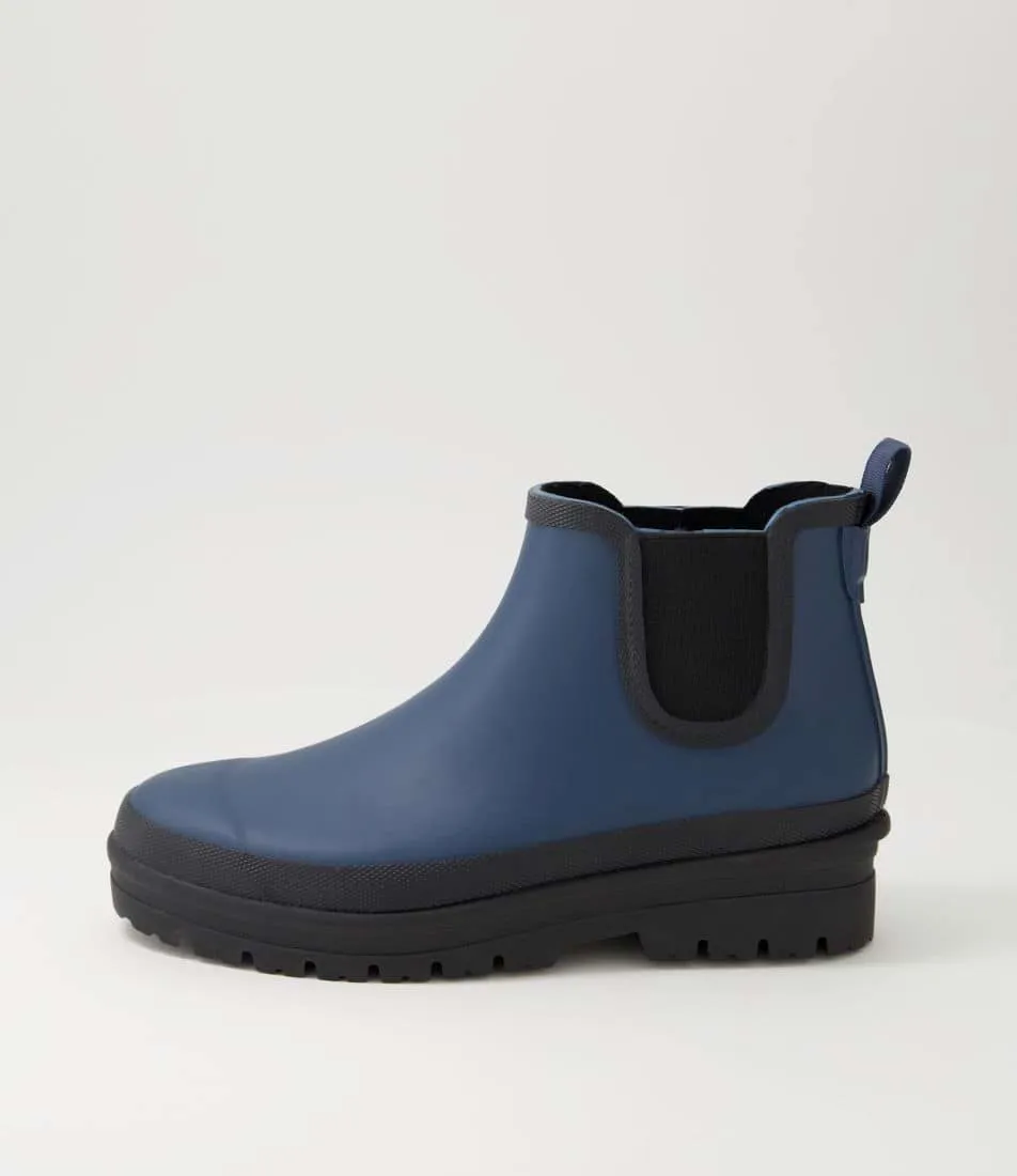 Everlane Festival Boots