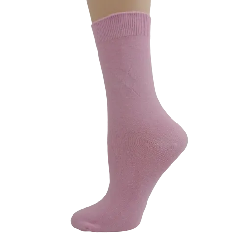 Women's Bamboo Crew Socks in a Classic Diamond Argyle Pattern